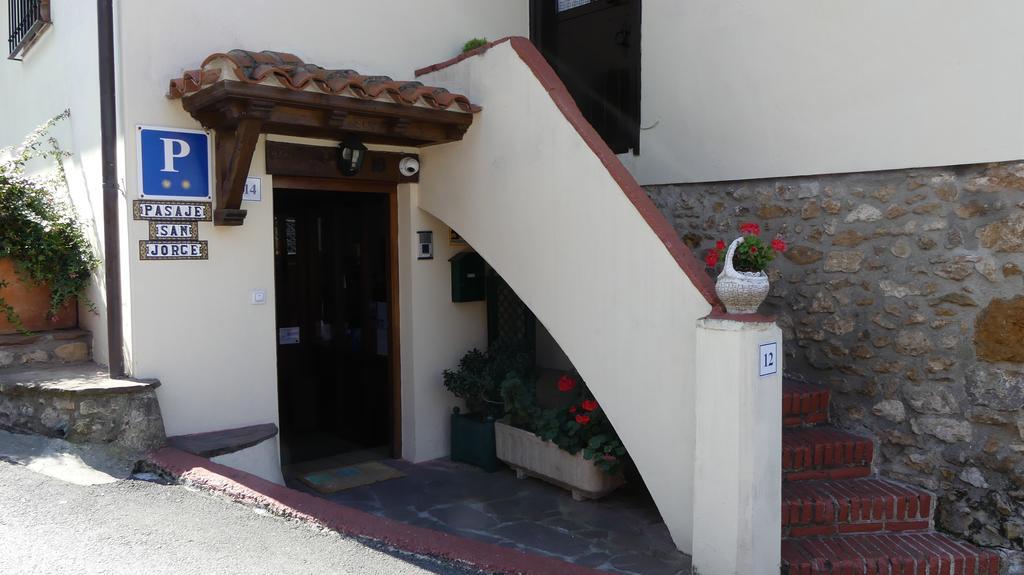 Pasaje San Jorge Affittacamere Comillas